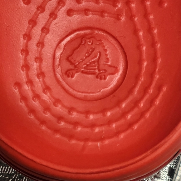 DISNEY MAQUEEN SIZE C11 Red BOY Slippers with Cartoon Charms - Picture 7 of 10